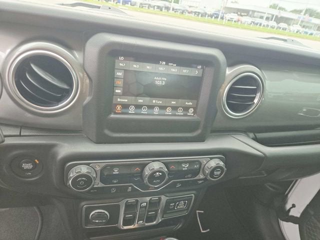 2020 Jeep Wrangler Unlimited Sahara 4x4