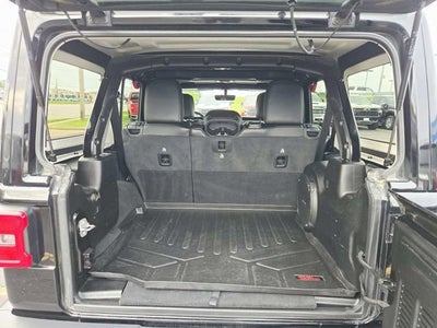 2020 Jeep Wrangler Unlimited Sahara Altitude 4x4