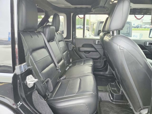 2020 Jeep Wrangler Unlimited Sahara Altitude 4x4