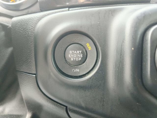 2020 Jeep Wrangler Unlimited Sahara Altitude 4x4