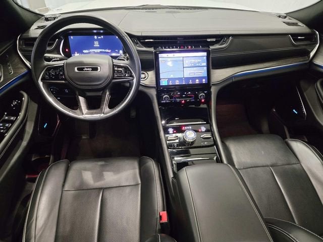 2022 Jeep Grand Cherokee Overland