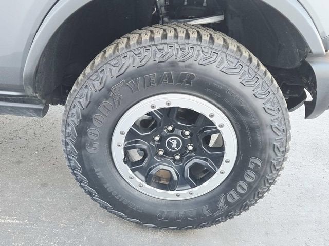 2023 Ford Bronco Base