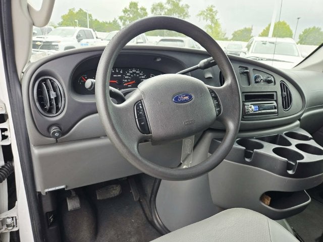 2006 Ford Econoline Cargo Van VAN E-150