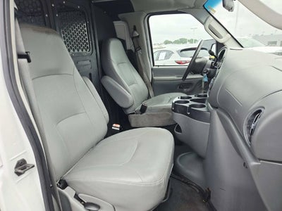 2006 Ford Econoline Cargo Van VAN E-150