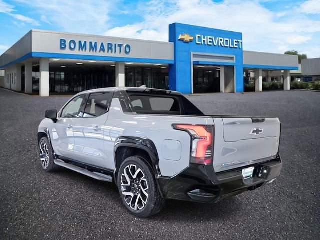 2025 Chevrolet Silverado EV RST - Max Range