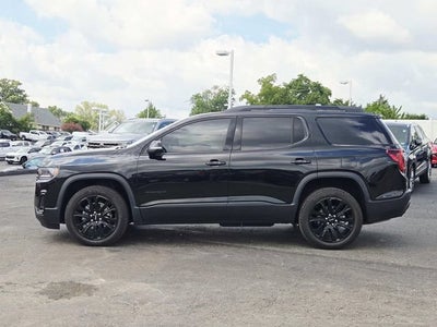 2023 GMC Acadia SLT