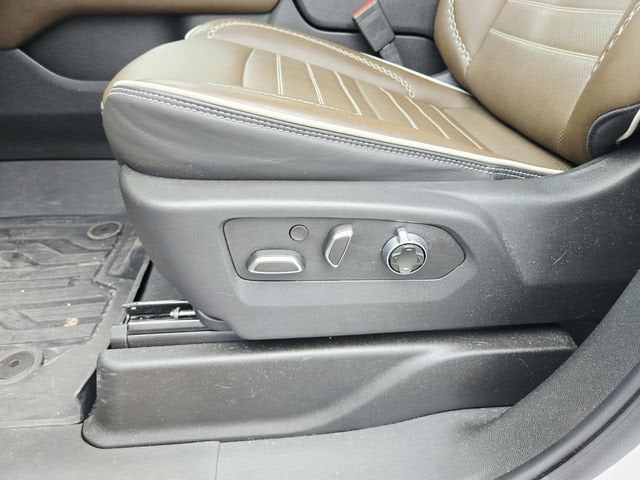 2025 GMC Yukon Denali Ultimate