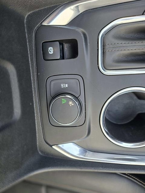 2018 Chevrolet Traverse LT Leather