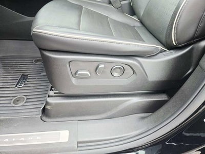 2024 Cadillac Escalade Premium Luxury