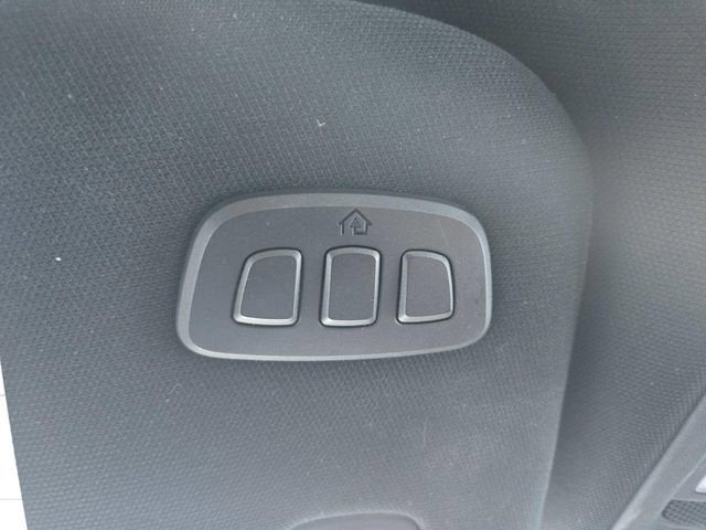 2018 Lincoln Continental Select