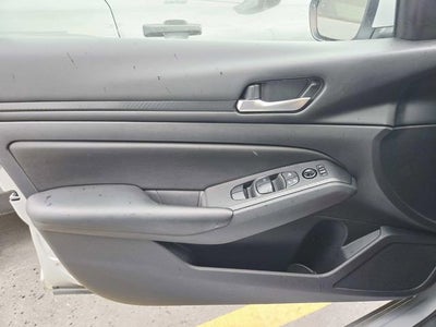 2022 Nissan Altima S FWD