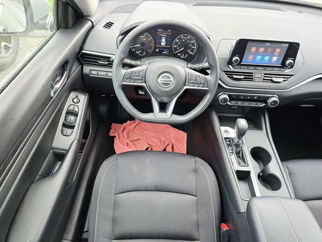 2022 Nissan Altima S FWD