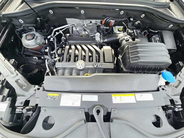 2022 Volkswagen Atlas 3.6L V6 SE w/Technology