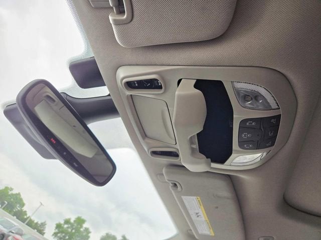 2022 Chrysler Pacifica Limited AWD