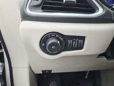 2022 Chrysler Pacifica Limited AWD