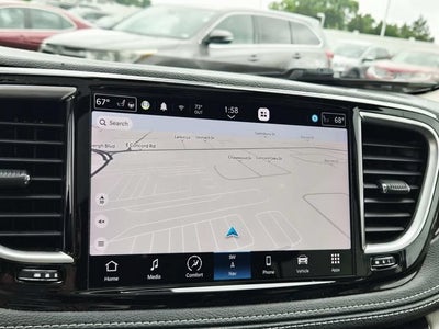 2022 Chrysler Pacifica Limited AWD