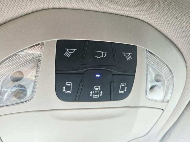 2022 Chrysler Pacifica Limited AWD