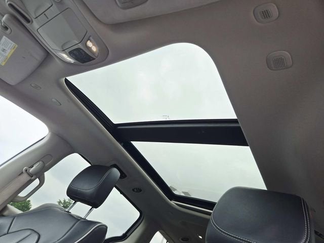 2022 Chrysler Pacifica Limited AWD