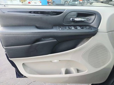 2015 Dodge Grand Caravan SXT Plus