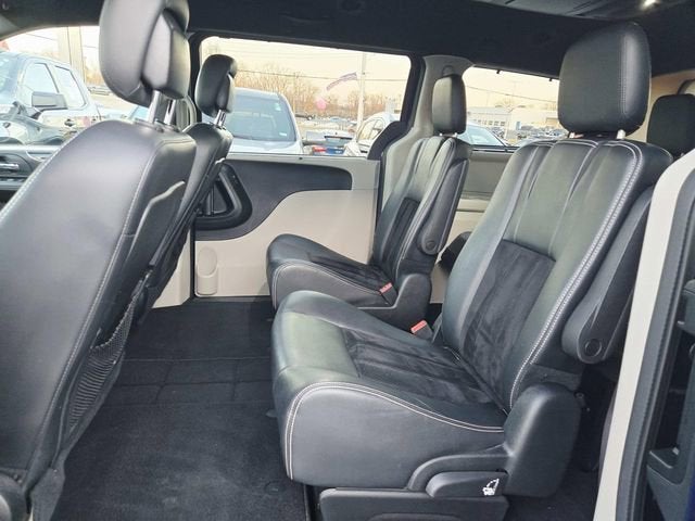 2015 Dodge Grand Caravan SXT Plus