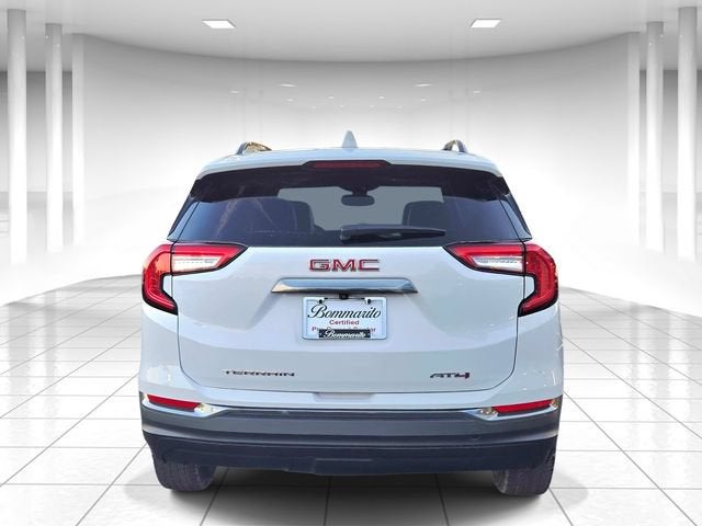 2022 GMC Terrain AT4