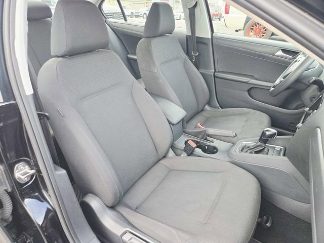 2015 Volkswagen Jetta 2.0L S