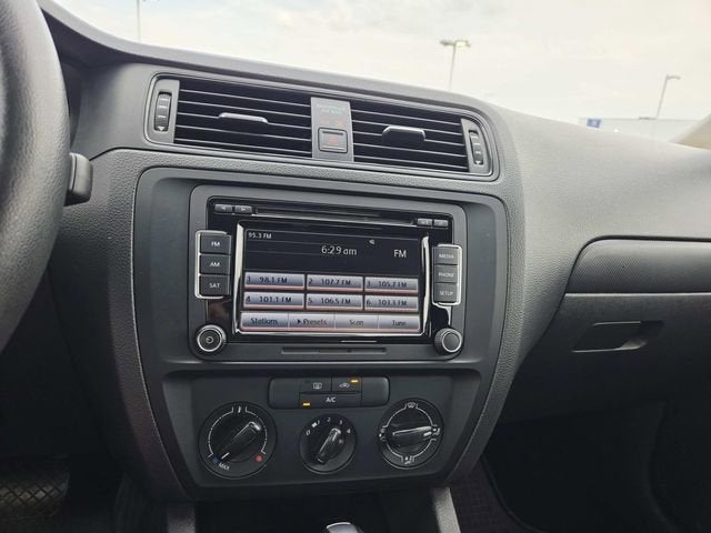 2015 Volkswagen Jetta 2.0L S