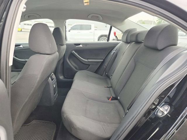 2015 Volkswagen Jetta 2.0L S
