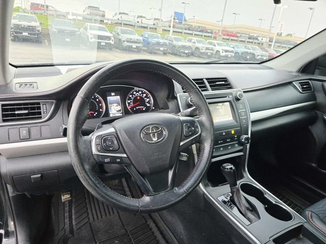2015 Toyota Camry SE