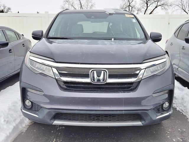 2022 Honda Pilot Touring 8-Passenger