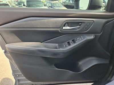 2022 Nissan Rogue SL Intelligent AWD