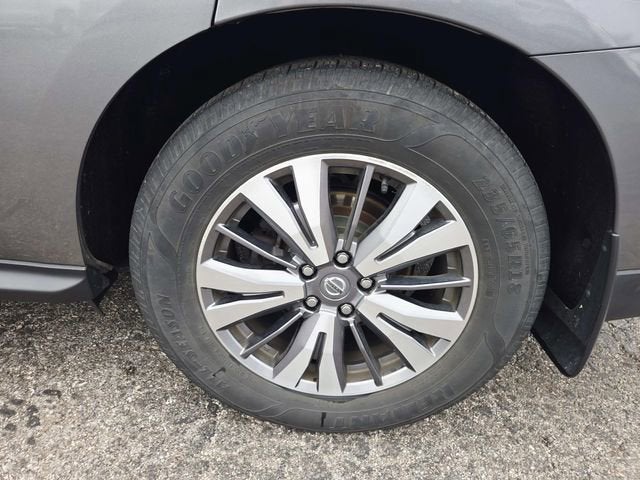 2020 Nissan Pathfinder S 2WD