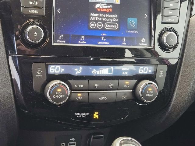 2021 Nissan Rogue Sport SV