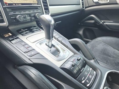 2014 Porsche Cayenne GTS