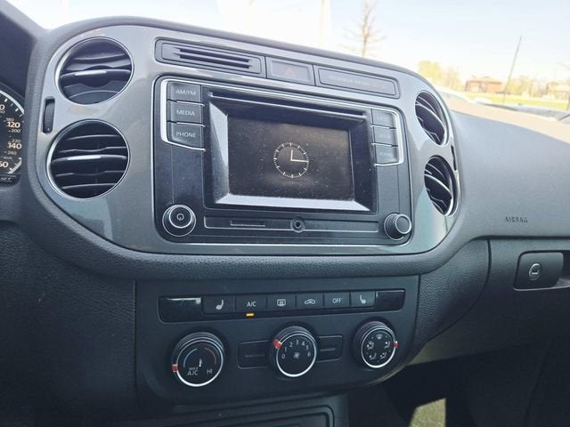 2016 Volkswagen Tiguan S