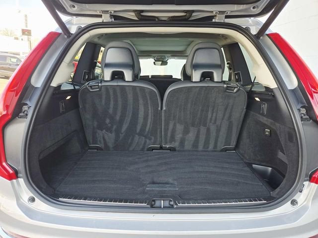 2024 Volvo XC90 Plus Bright Theme