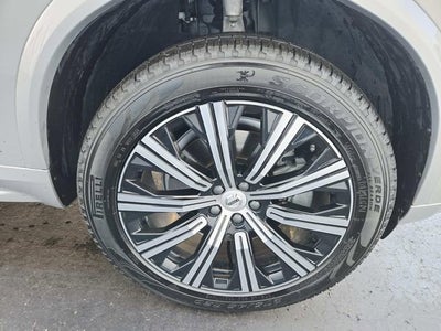 2024 Volvo XC90 Plus Bright Theme