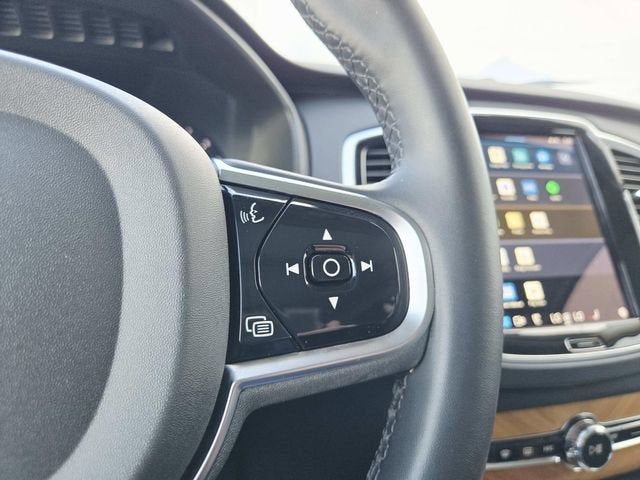 2024 Volvo XC90 Plus Bright Theme