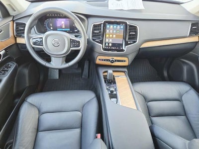 2024 Volvo XC90 Plus Bright Theme